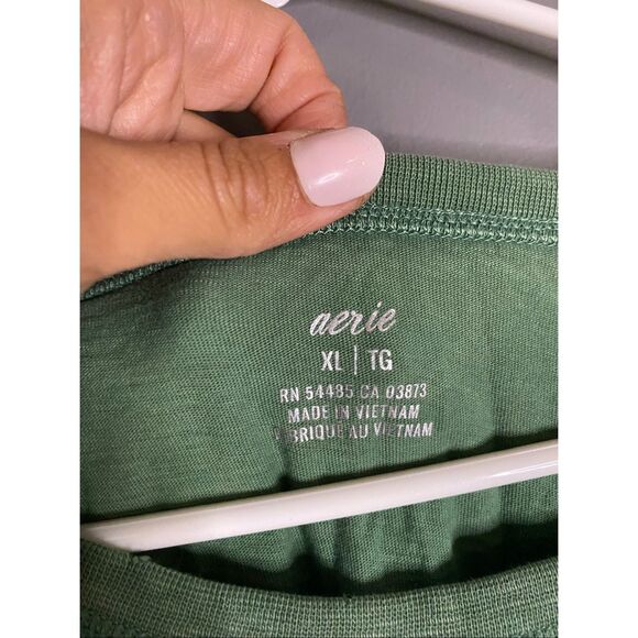 Aerie Green Crewneck NewYork Cabin Rentals Company Lake Long Sleeve XL NWOT - Picture 5 of 7